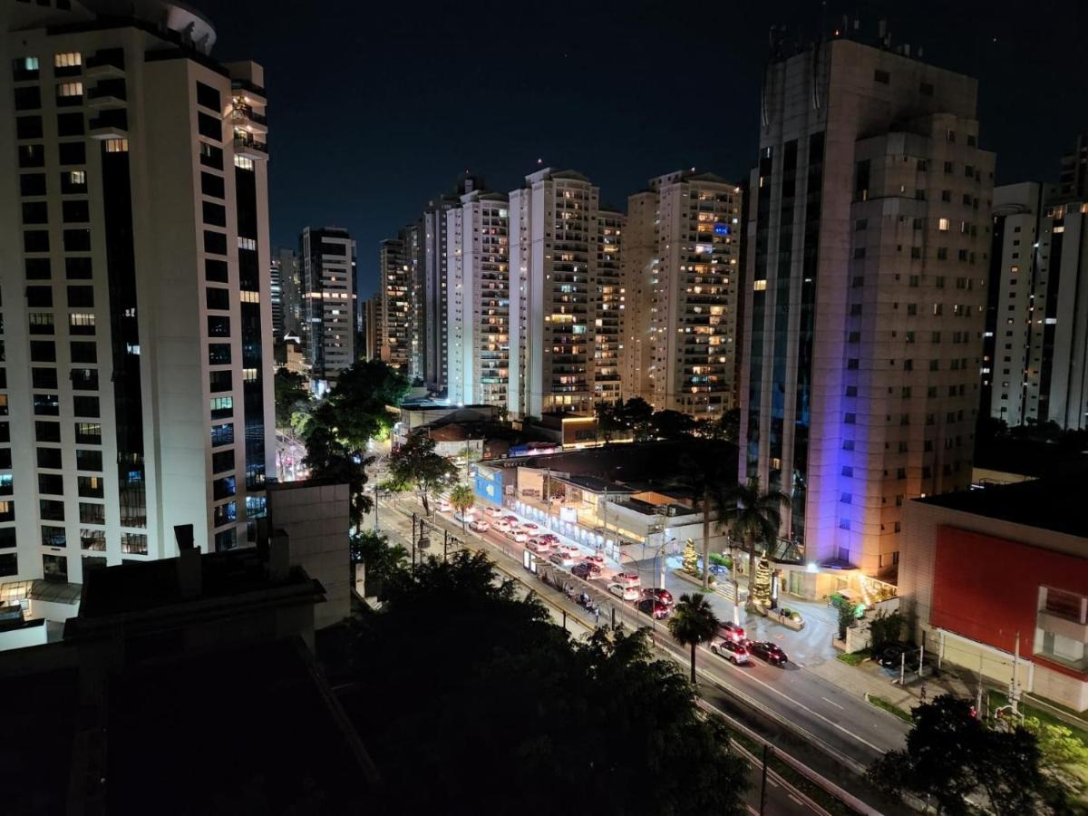 Hotel Qi Intelligence 5 Estrelas Av. Ibirapuera Moema Сан-Паулу Екстер'єр фото